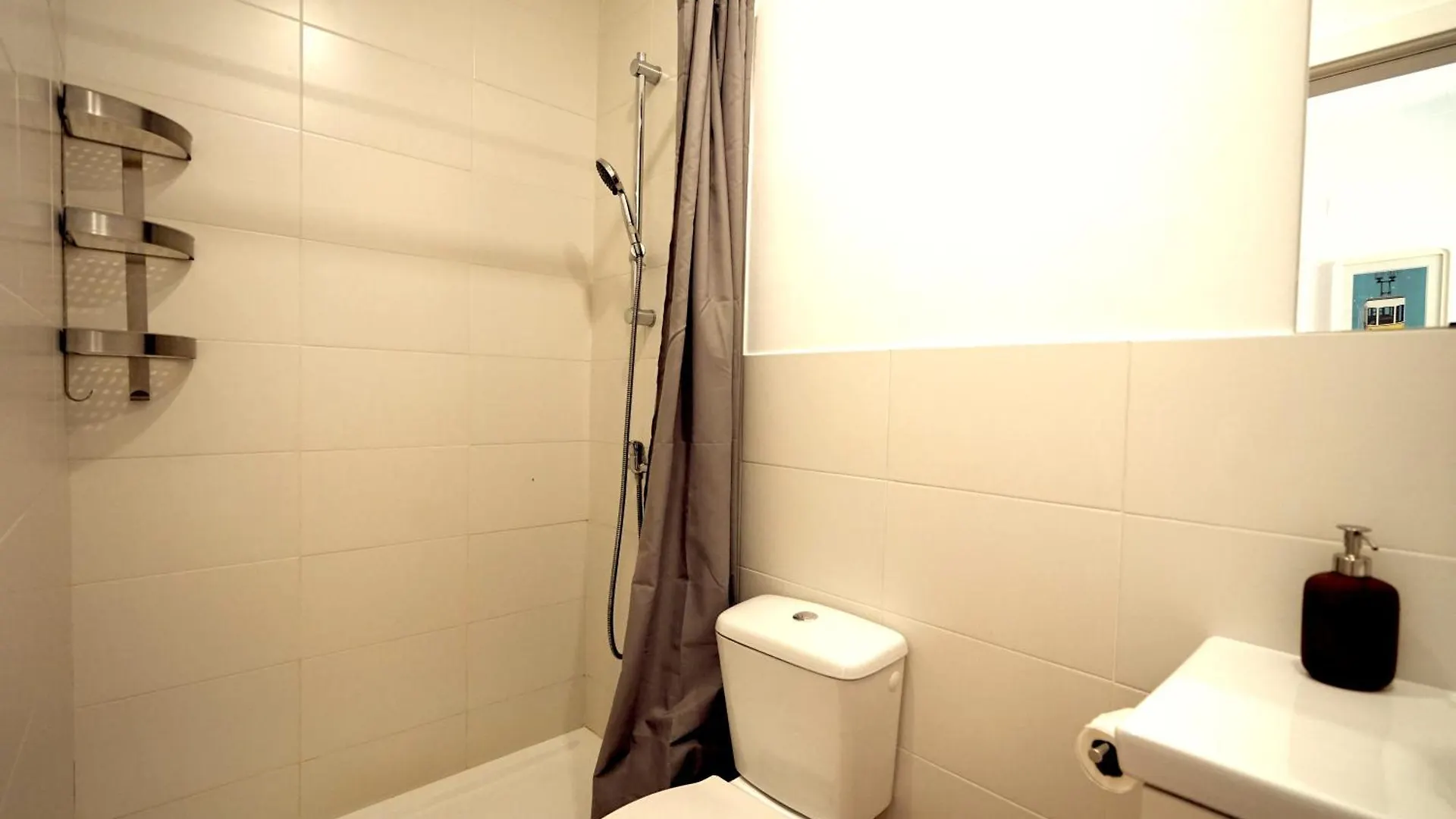 Cruz Cozy Apartment Lisbon